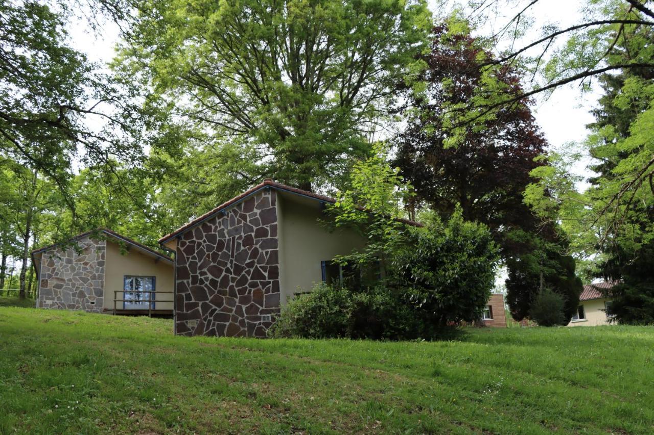 Manot Vacances - Gites En Bord De Vienne Dış mekan fotoğraf